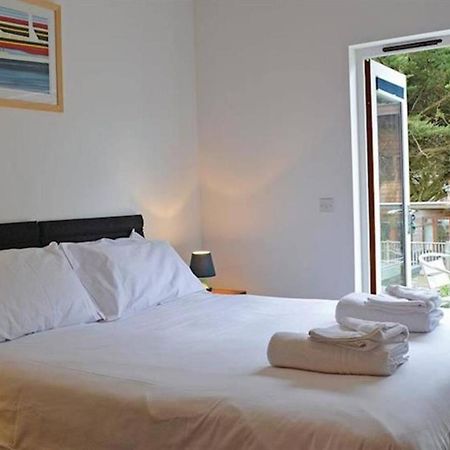 House 6 Goldcroft - Walk To Beach & Village, Pet-Friendly & Hottub Porthtowan Extérieur photo