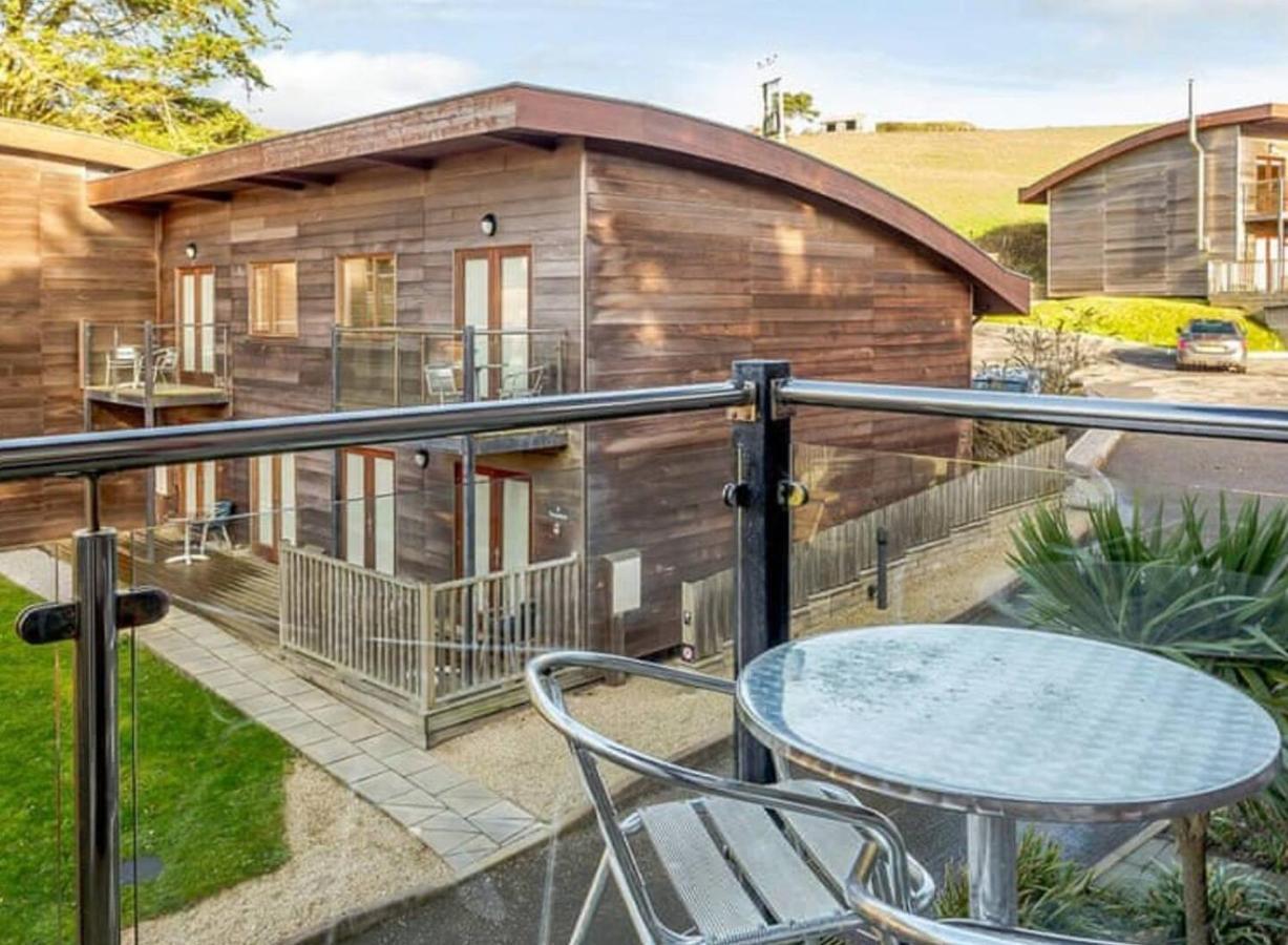 House 6 Goldcroft - Walk To Beach & Village, Pet-Friendly & Hottub Porthtowan Extérieur photo